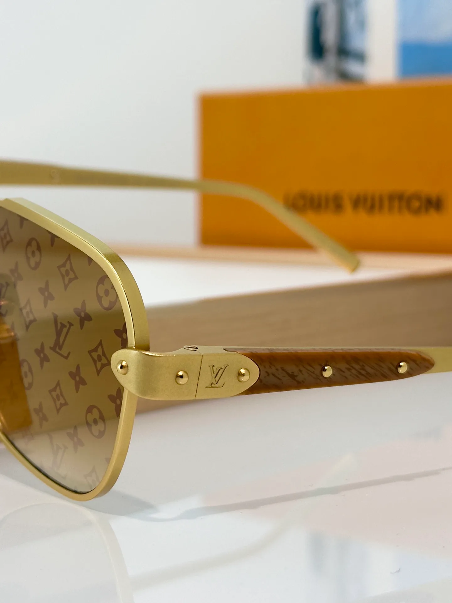 Очки Louis Vuitton 18295166
