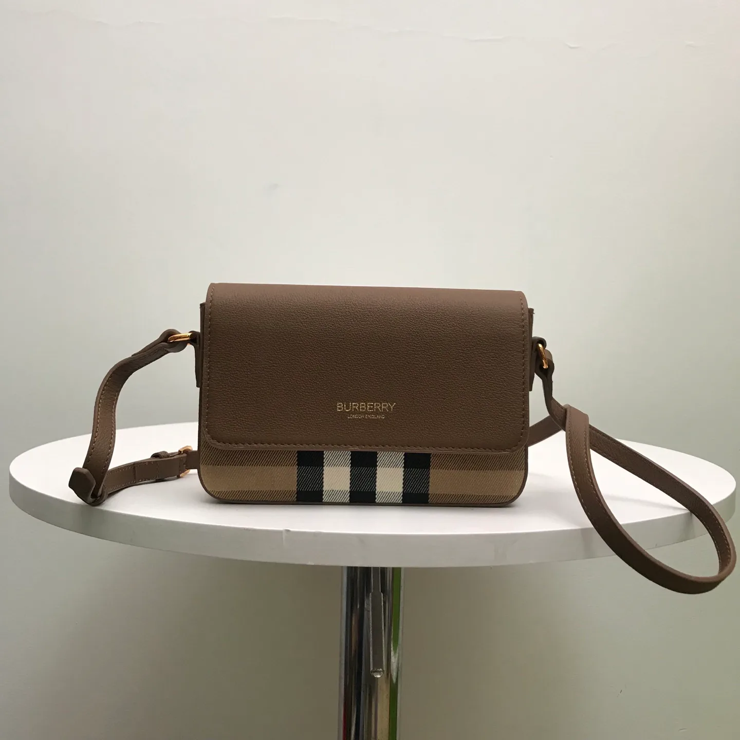 Сумки На Ремне Женские Burberry 5063066