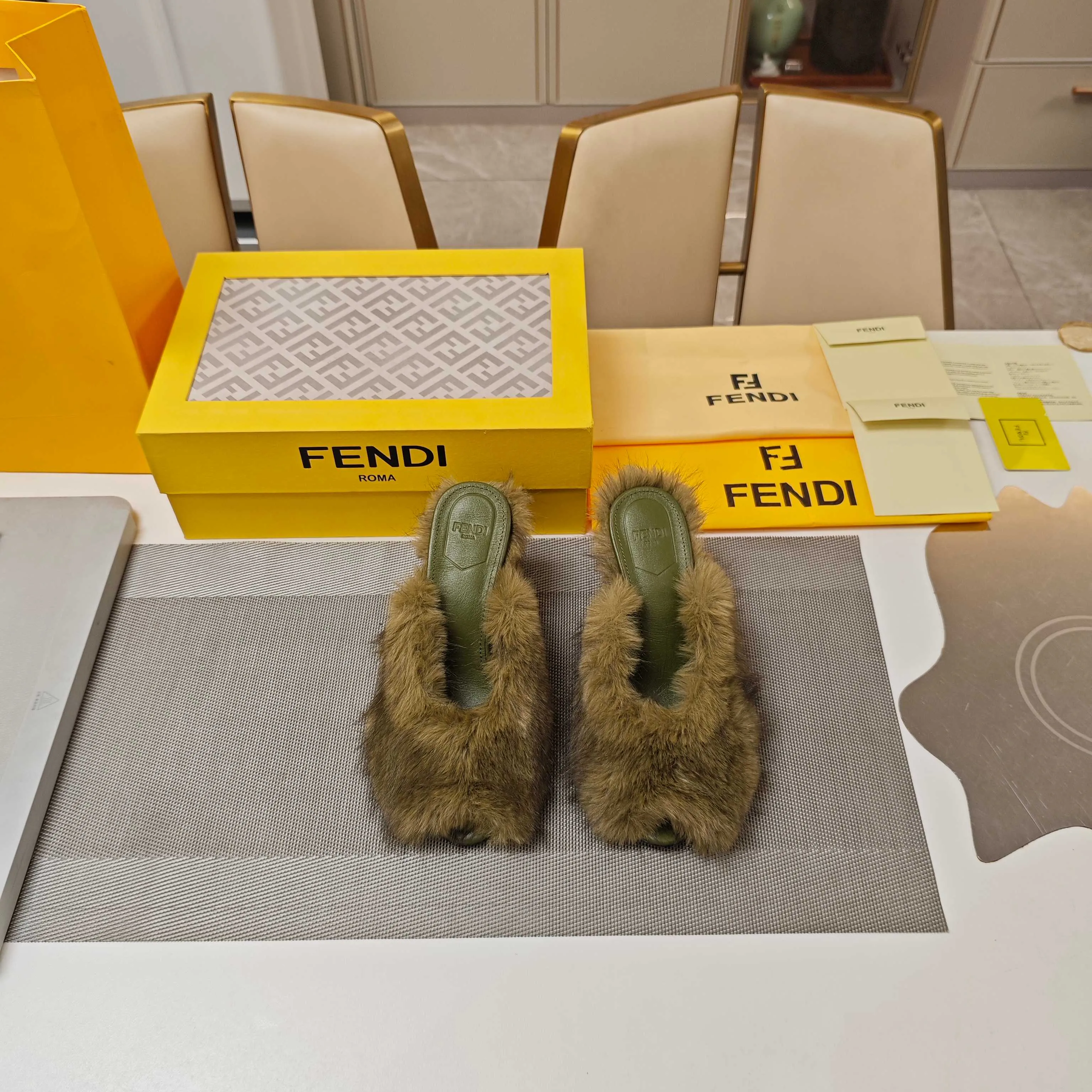 Туфли Женские Fendi 430563