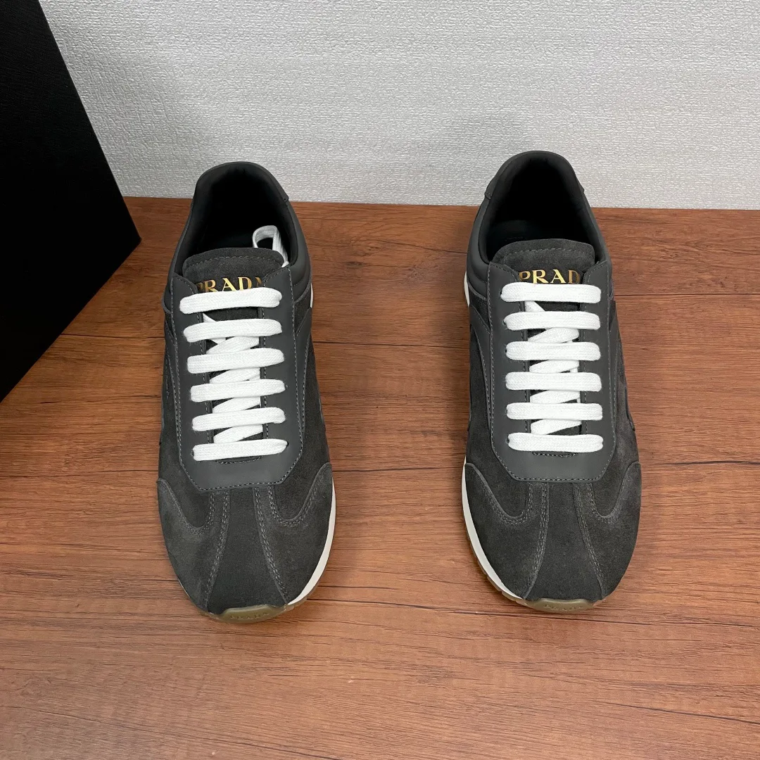 Кроссовки Мужские Prada 11426382