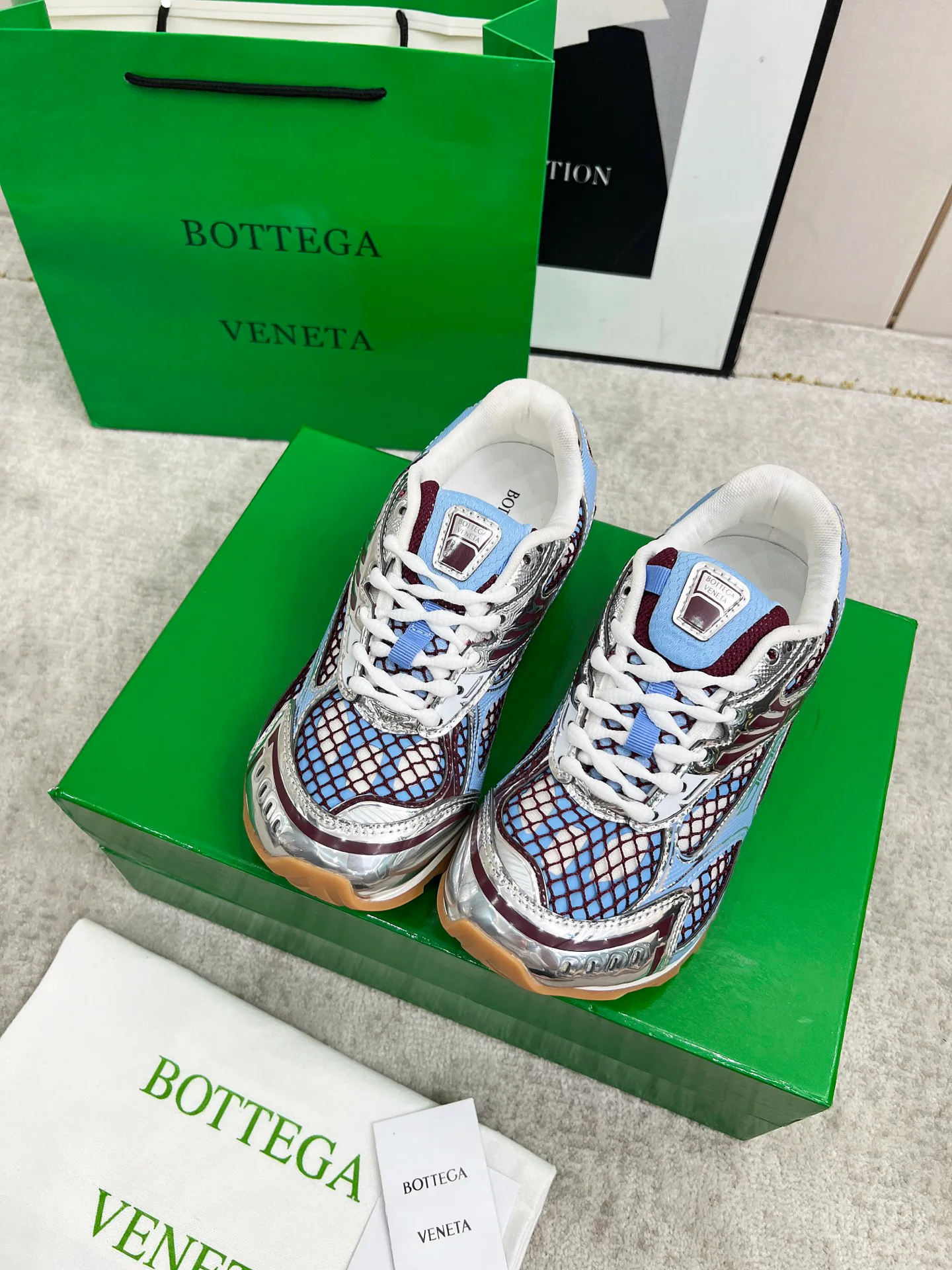 Кроссовки Женские Bottega Veneta 11679367