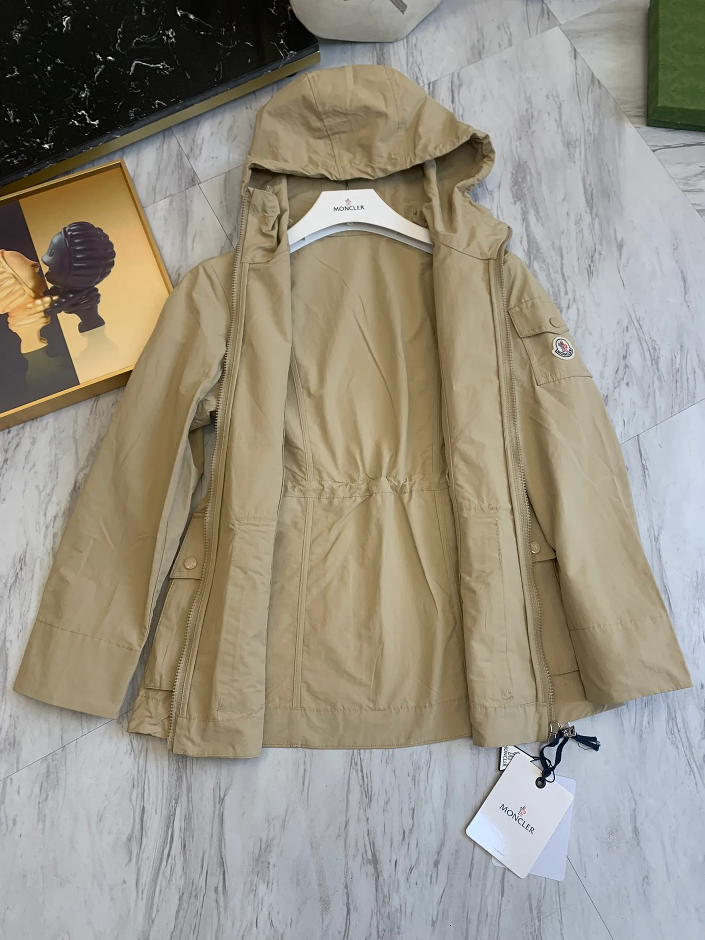 Куртки Женские Moncler Куртки Женские Moncler