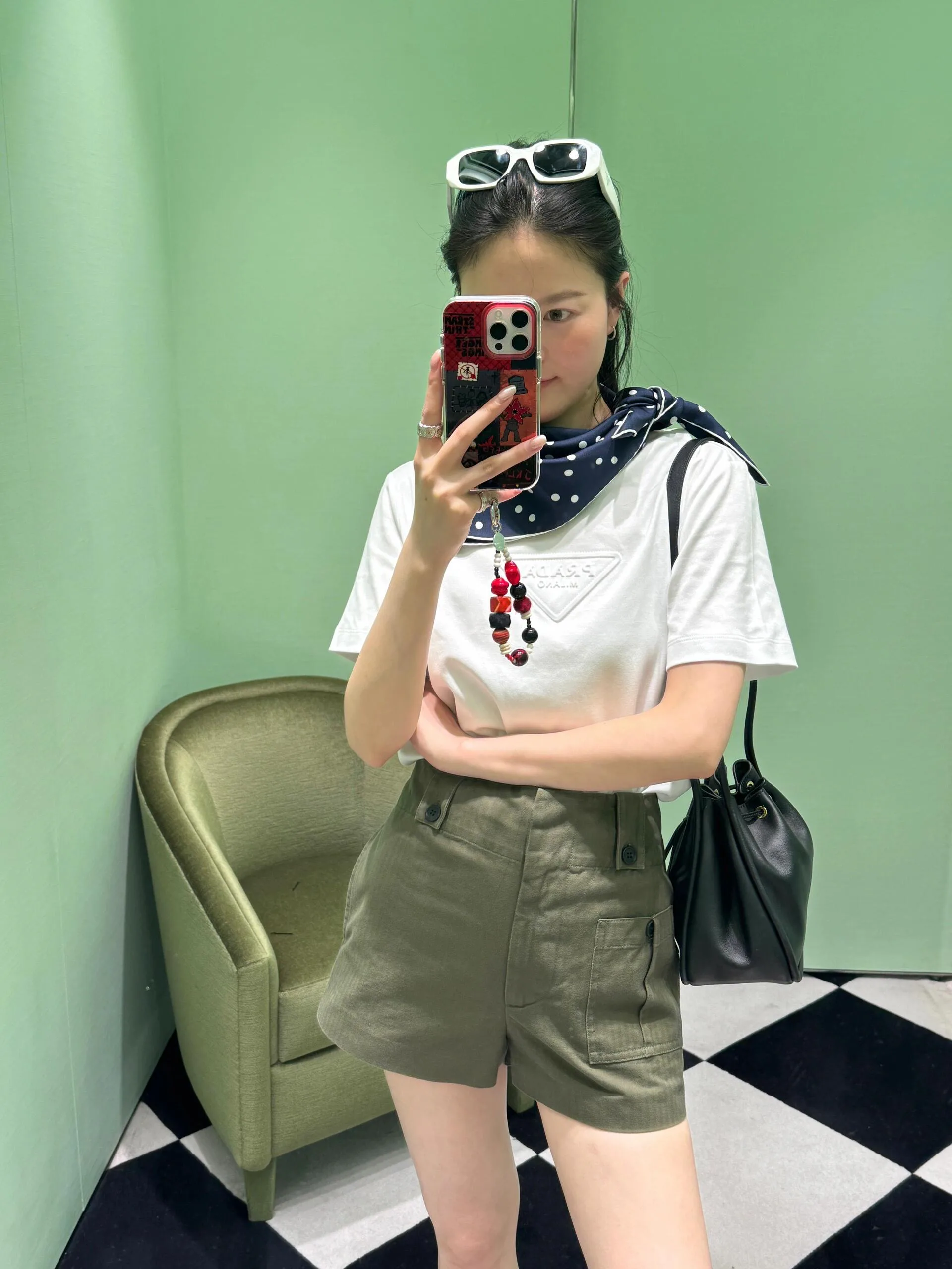 Шорты Женские Prada 26220