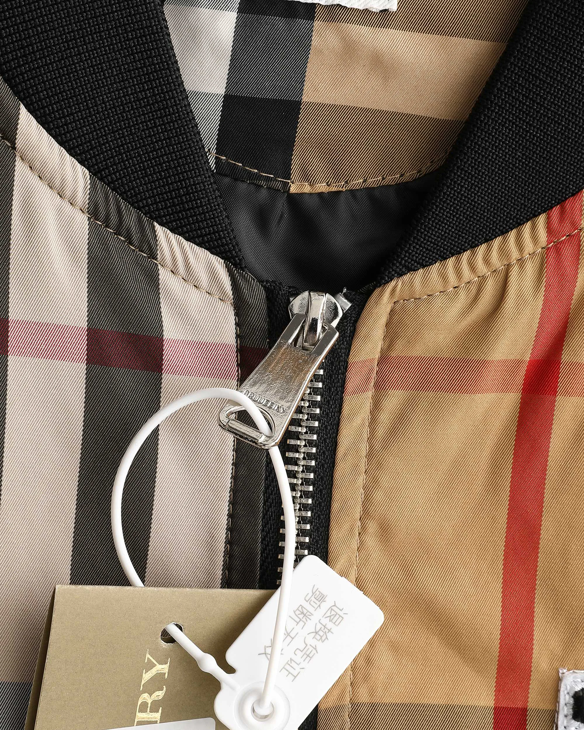 Куртки И Пуховики Мужские Burberry 11523531