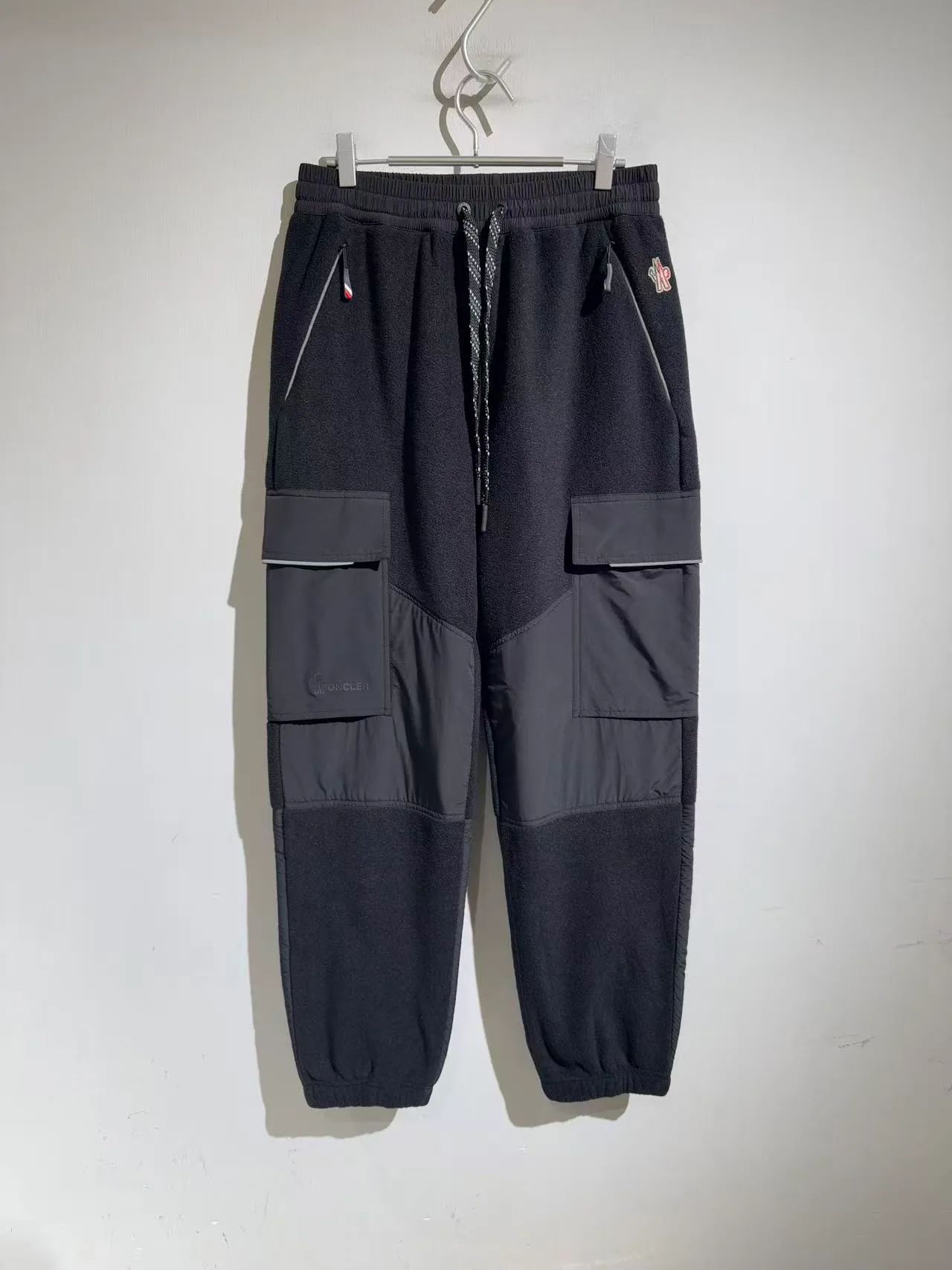 Брюки Мужские Moncler 383563