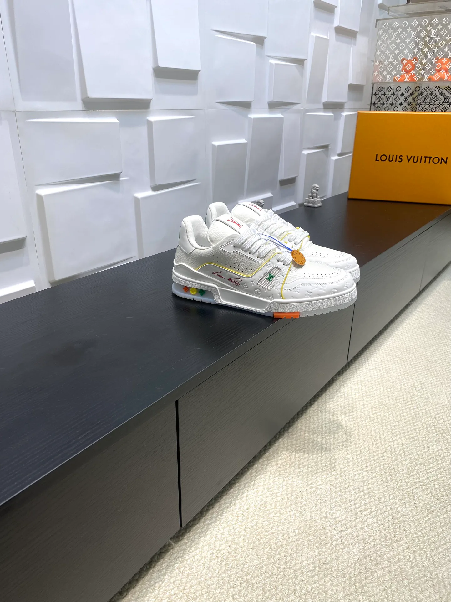 Кроссовки Женские Louis Vuitton 1124262