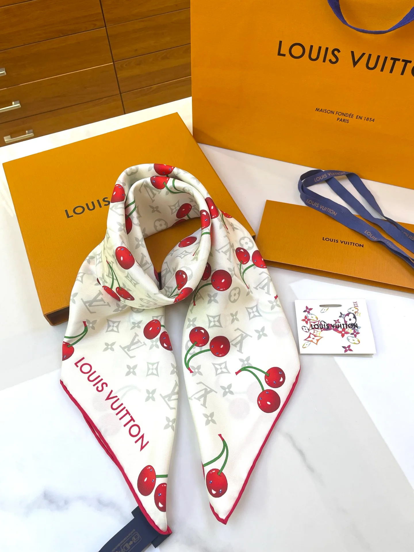 Платки Louis Vuitton 10194218