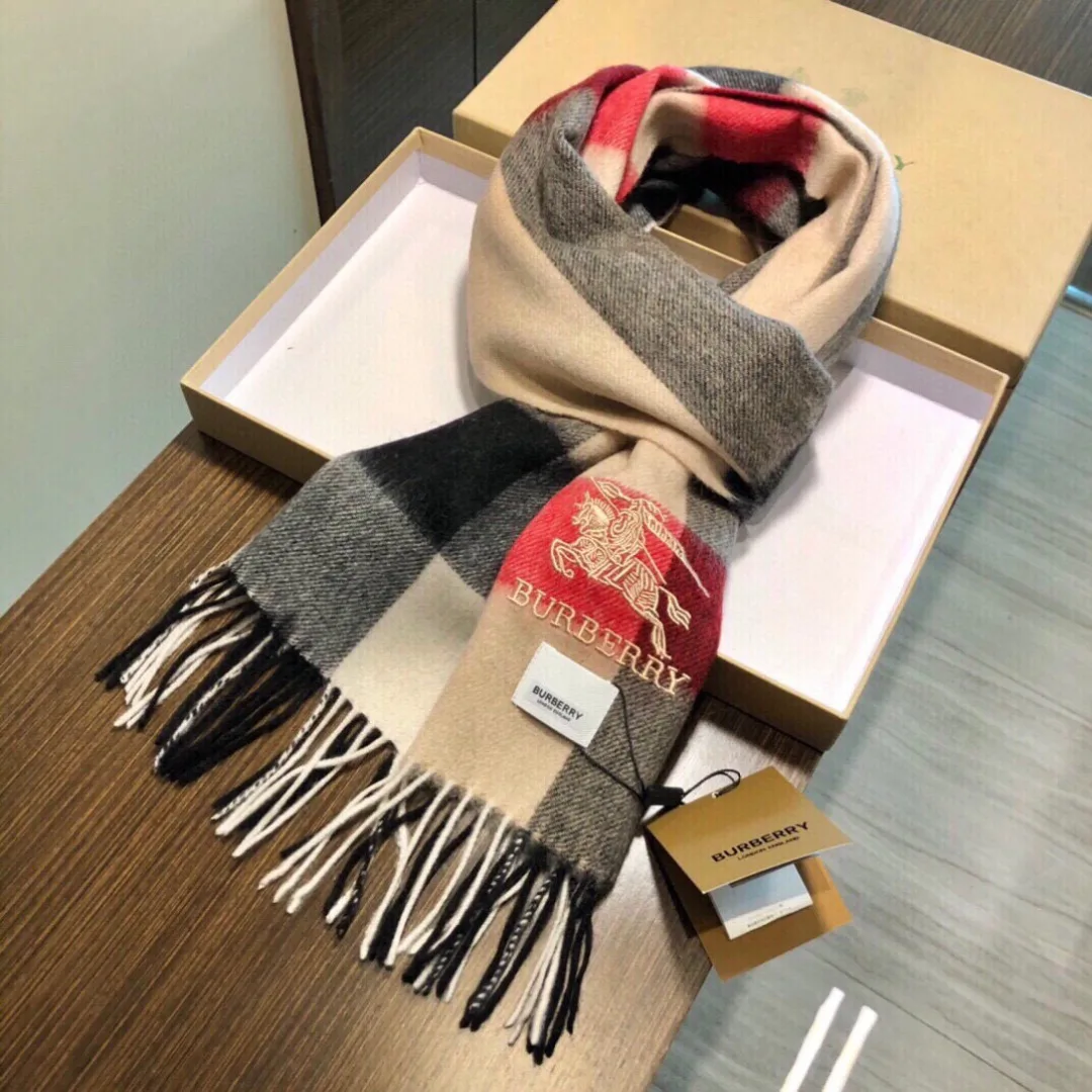 Шарфы Burberry 588319