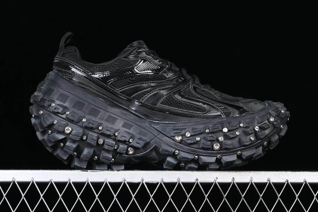 Кроссовки Женские Balenciaga 11670875