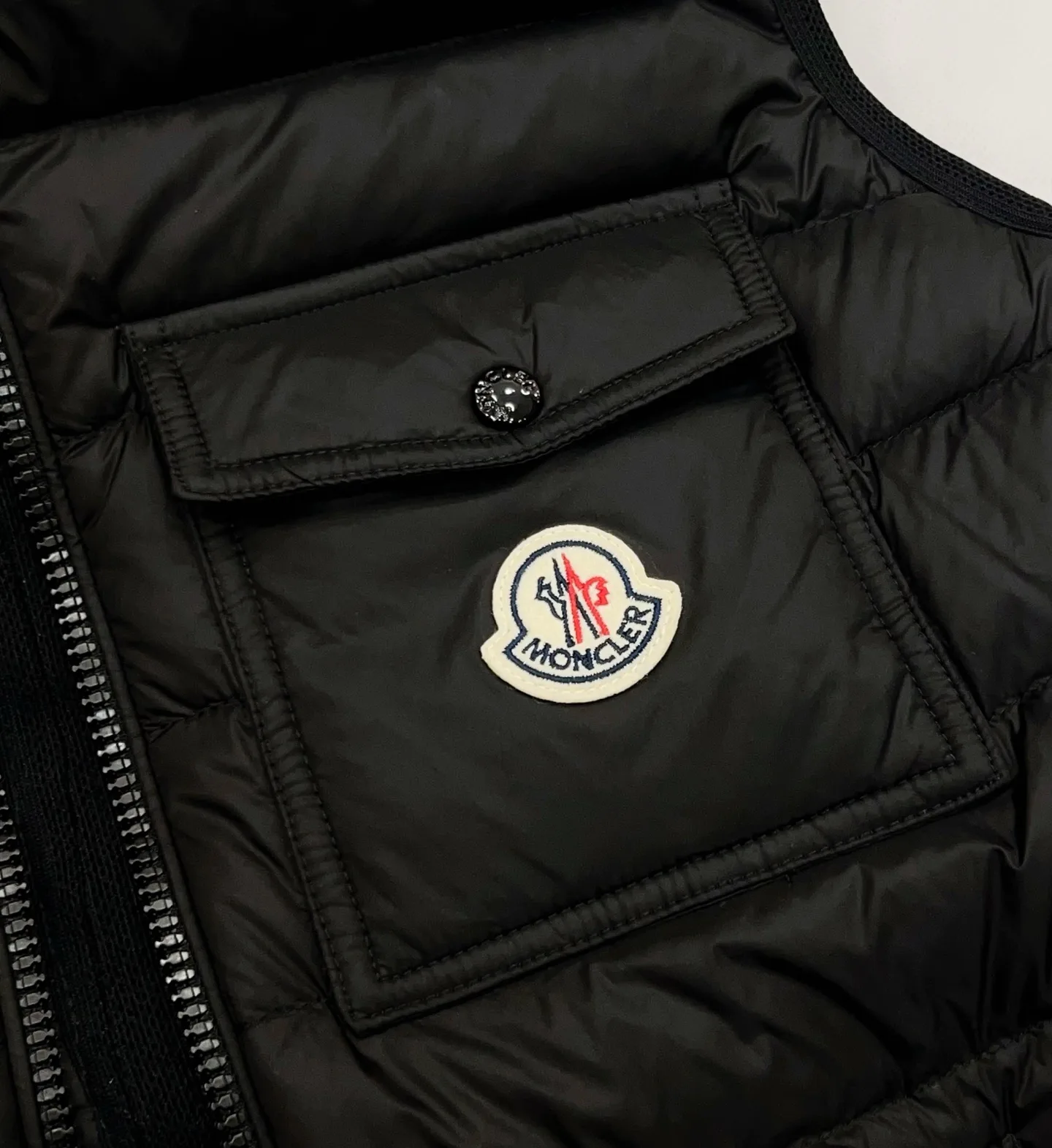 Жилеты Женские Moncler 18566226