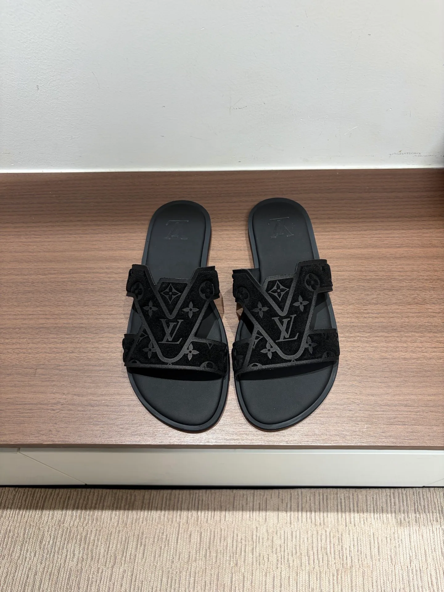 Шлепанцы Мужские Louis Vuitton 12826625