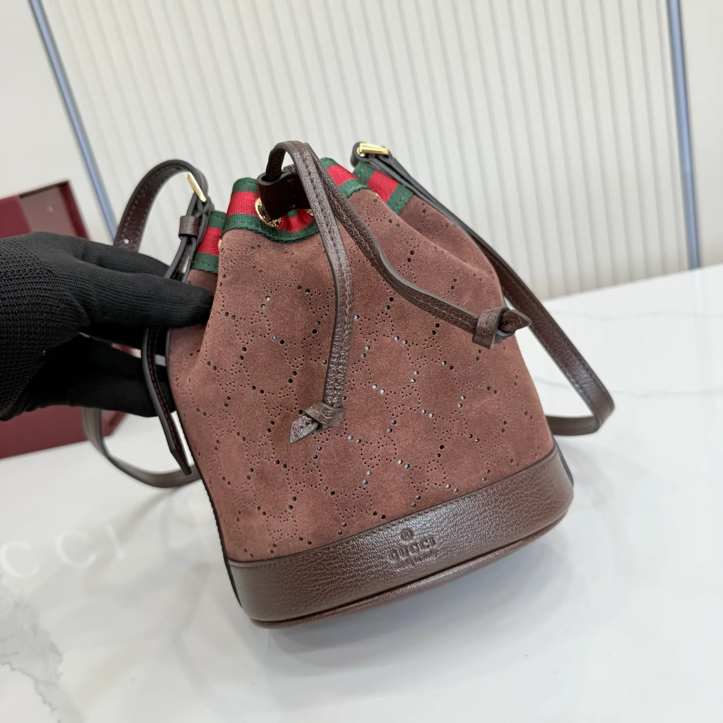 Классические Сумки Женские Gucci 18210733