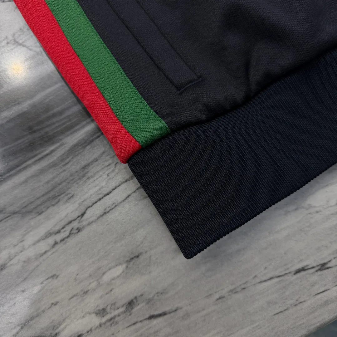 Куртки И Пуховики Мужские Gucci 923650