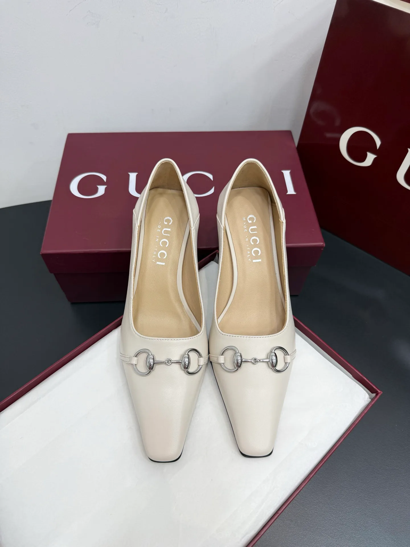 Туфли Женские Gucci 882792