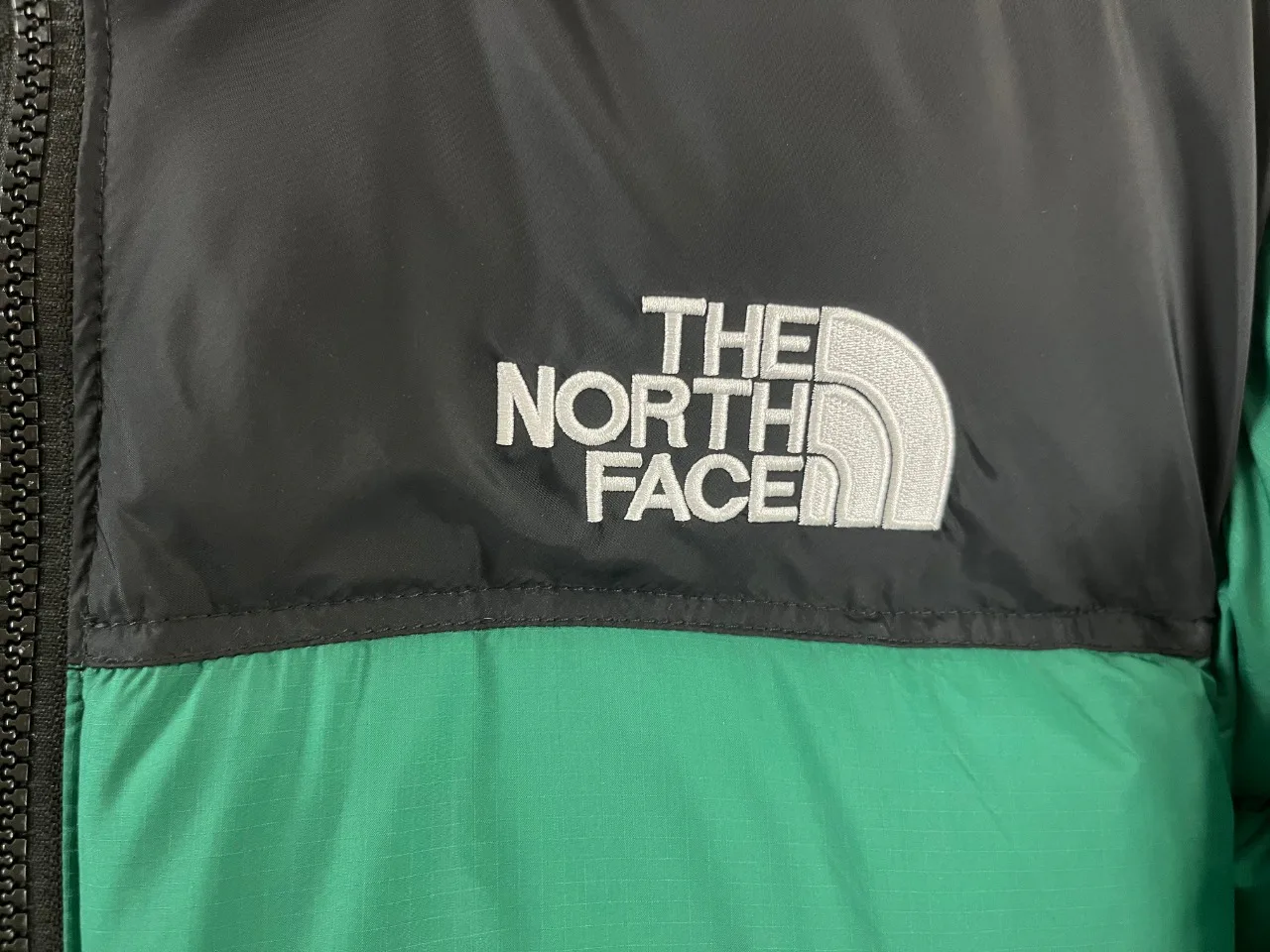 Куртки И Пуховики Женские The North Face 18885518