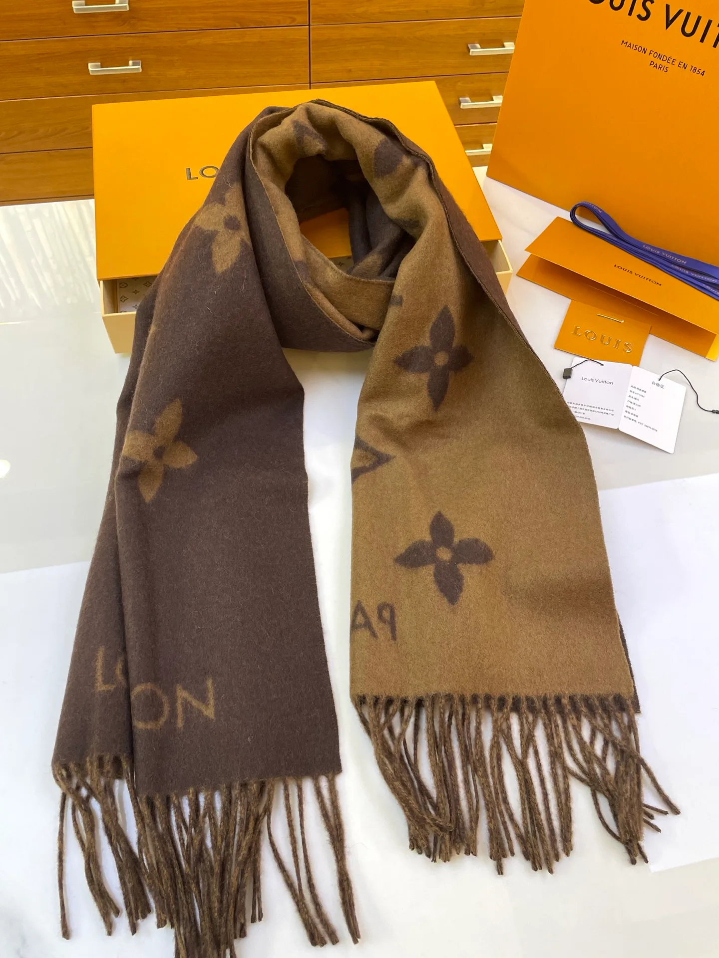 Шарфы Louis Vuitton 2643485