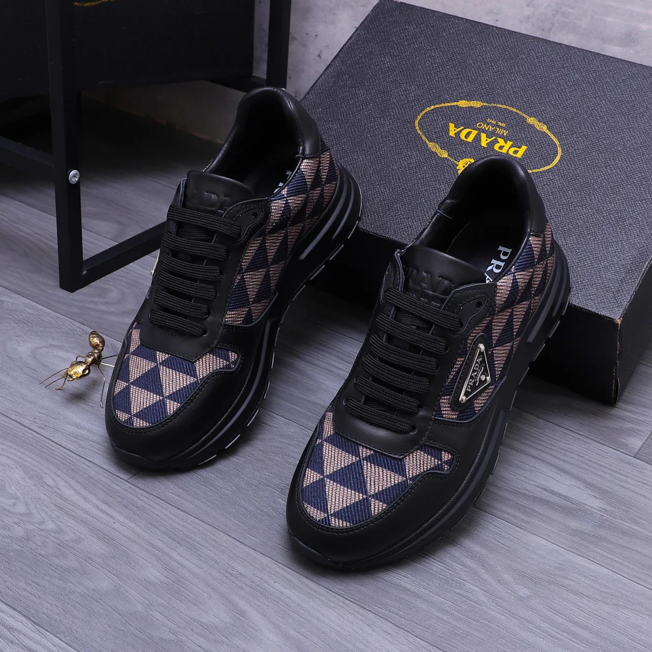 Кроссовки Женские Prada 17429864