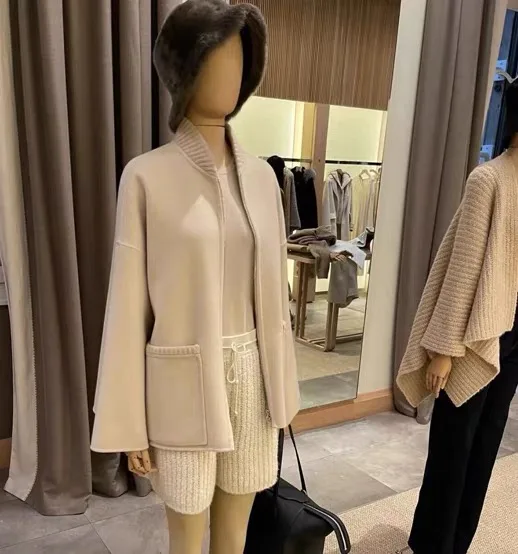 Куртки И Пуховики Женские Loro Piana 252573