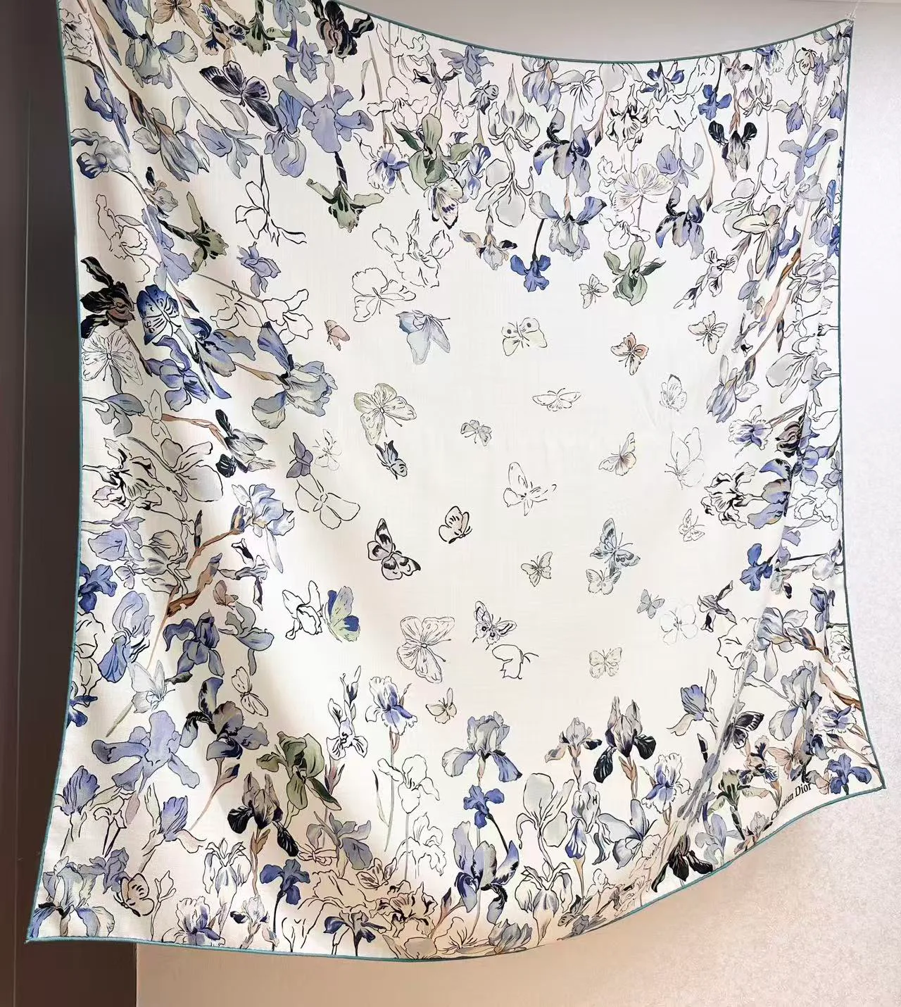 Платки Christian Dior 18322238