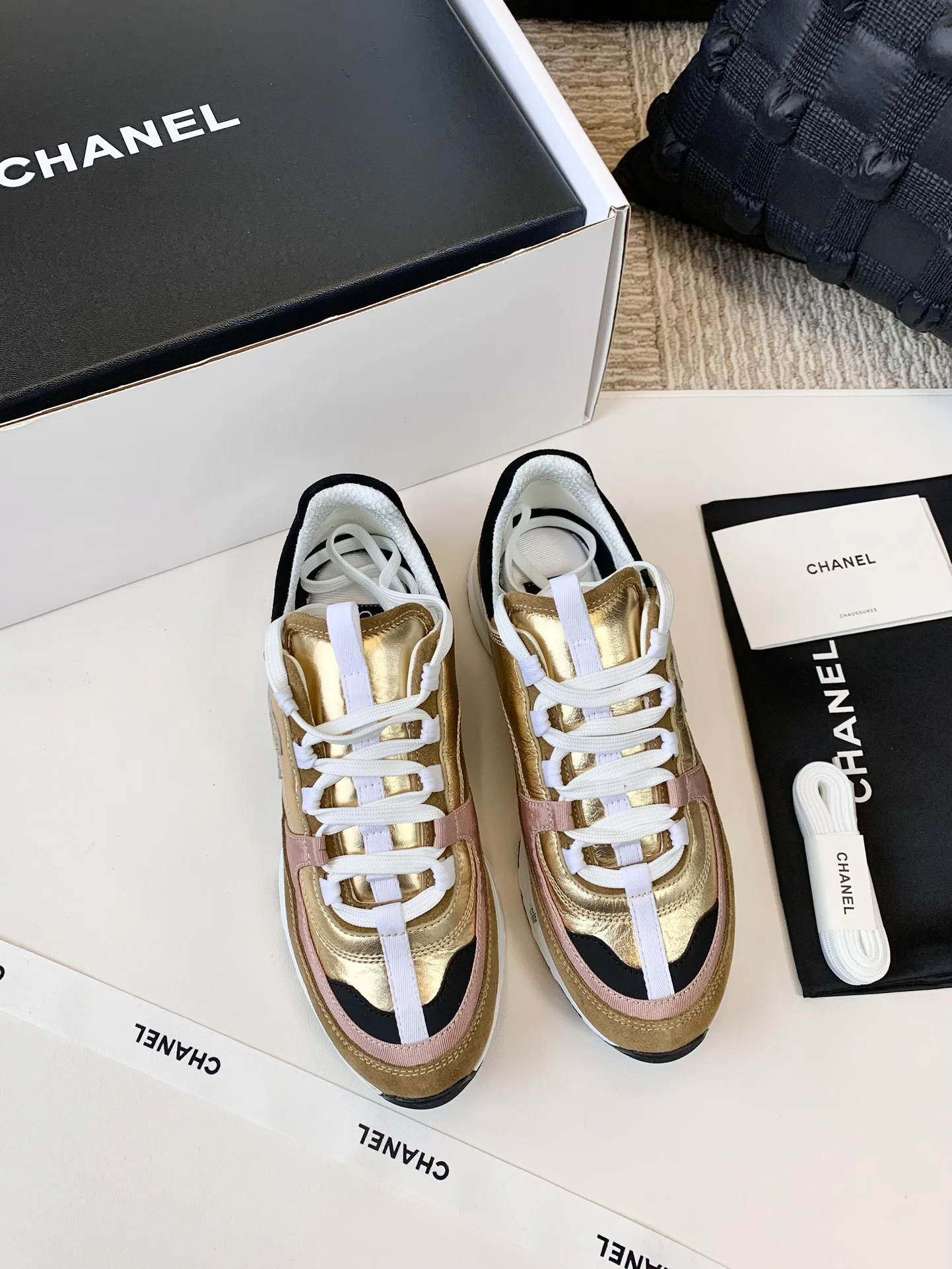Кроссовки Женские Chanel 10914112