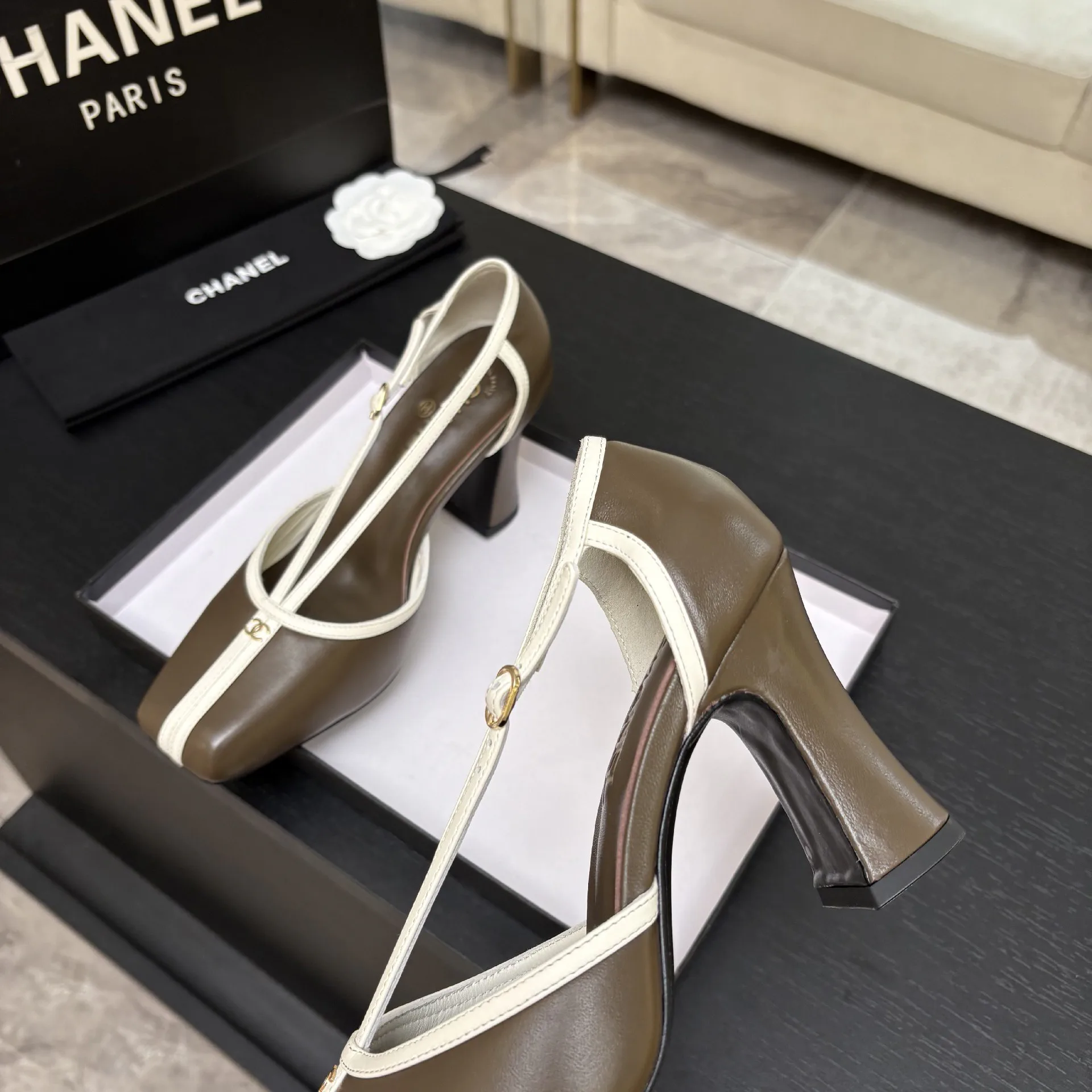 Босоножки Женские Chanel 19339303
