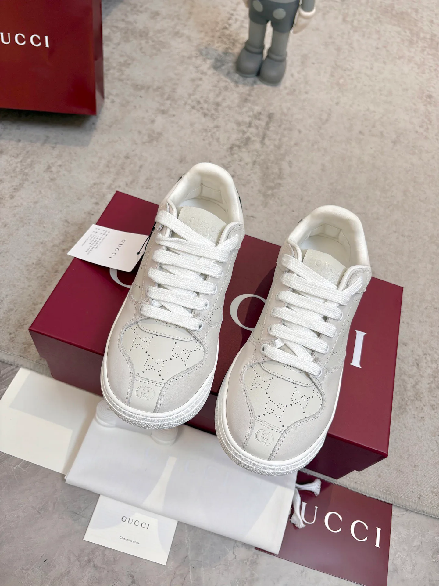 Кроссовки Женские Gucci 19234528