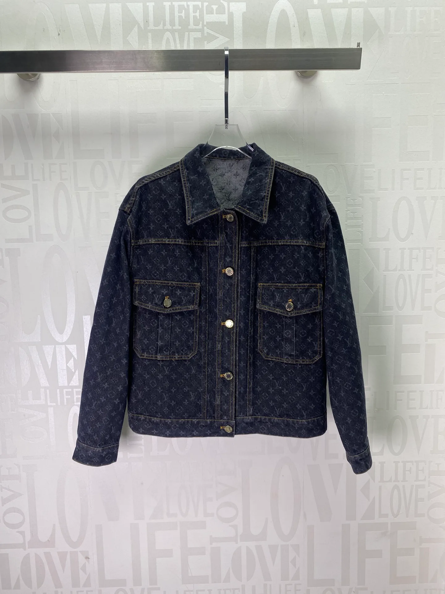 Куртки И Пуховики Женские Louis Vuitton 950626