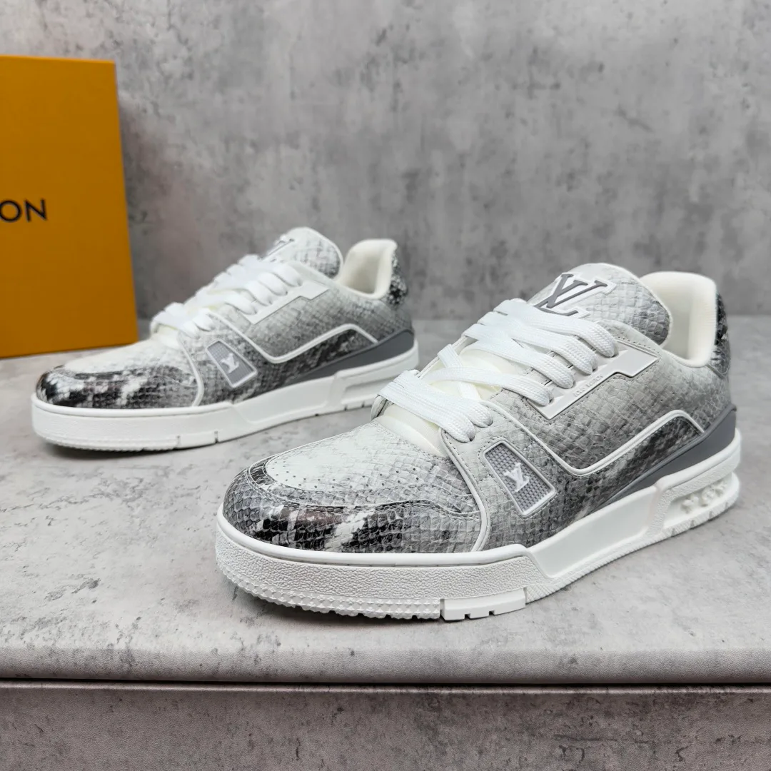 Кроссовки Мужские Louis Vuitton 1016355