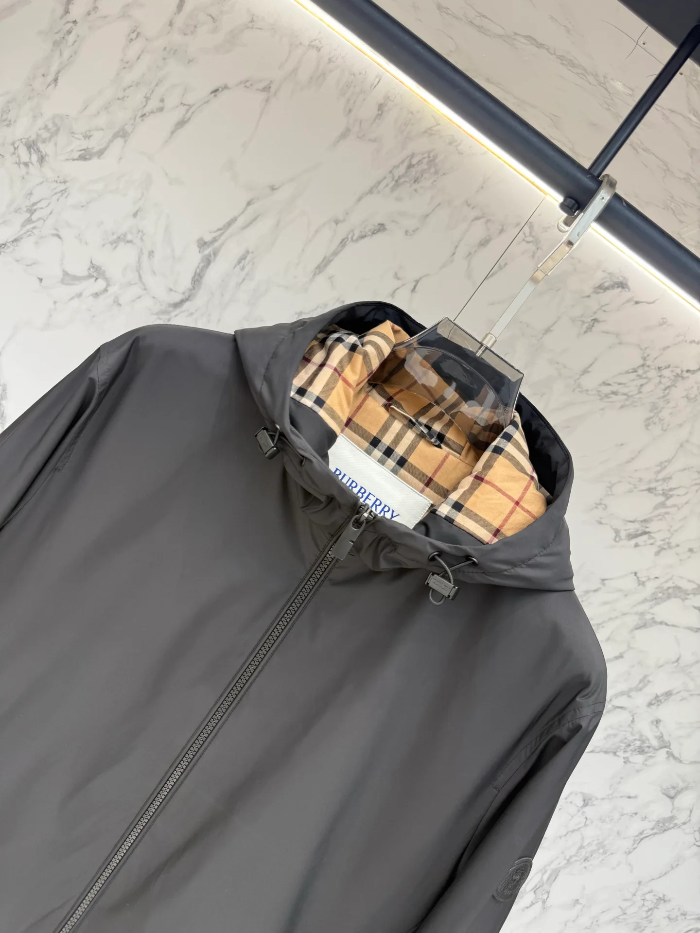 Куртки И Пуховики Женские Burberry 17944118