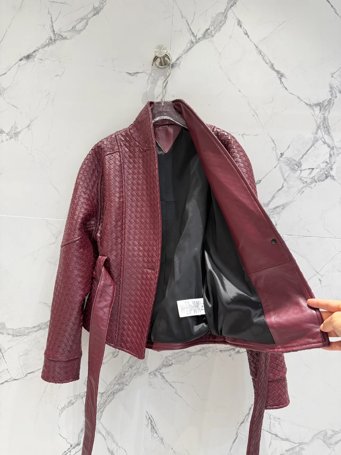 Кожаные Куртки И Дублёнки Женские Bottega Veneta 18083017