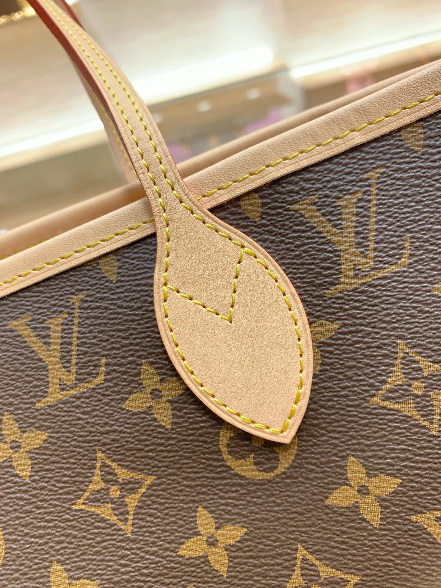 Классические Сумки Женские Louis Vuitton 17303178