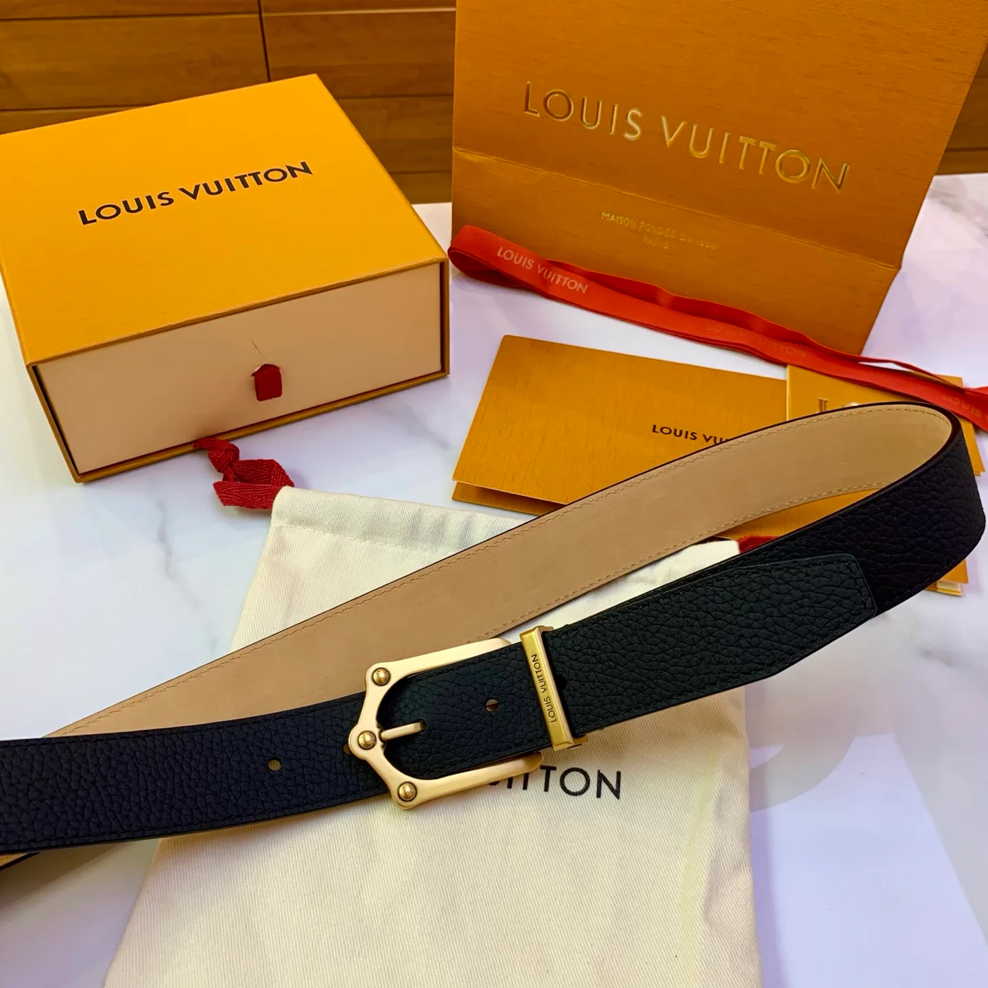 Ремни Louis Vuitton 17638916