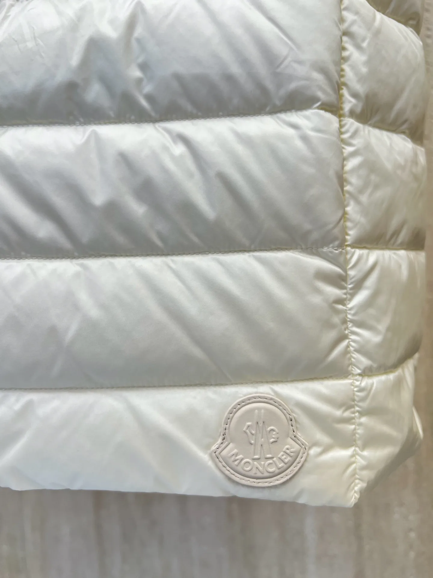 Куртки И Пуховики Женские Moncler 19628769
