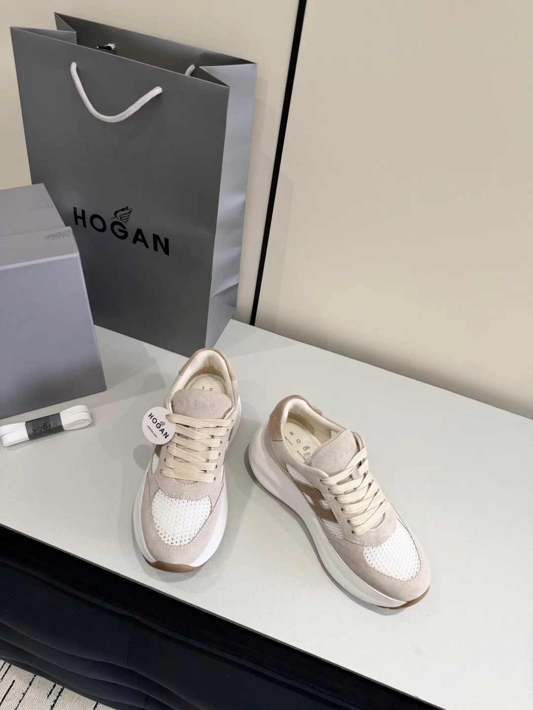 Кроссовки Женские Hogan 12615186