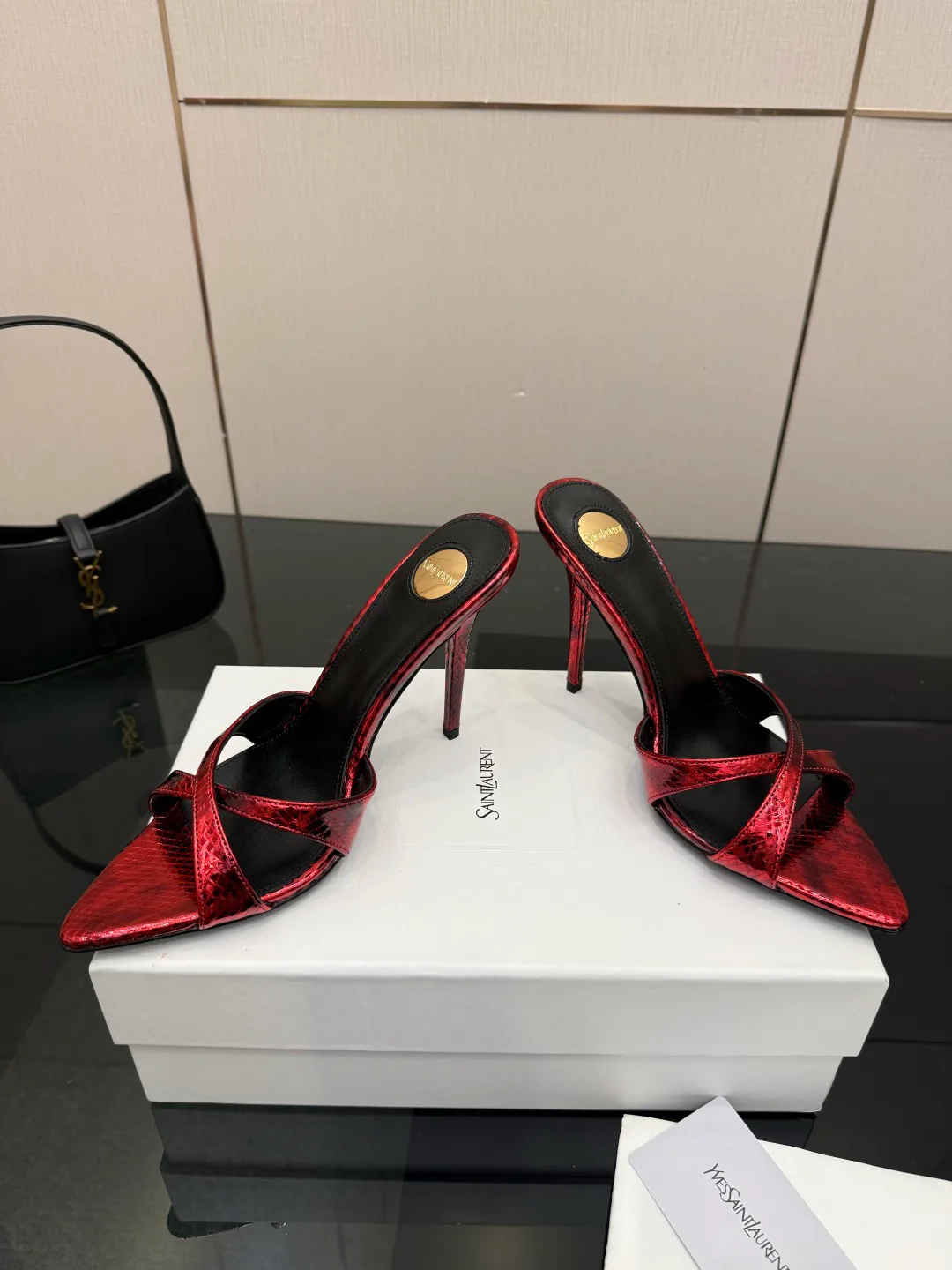 Босоножки Женские Saint Laurent 11409913