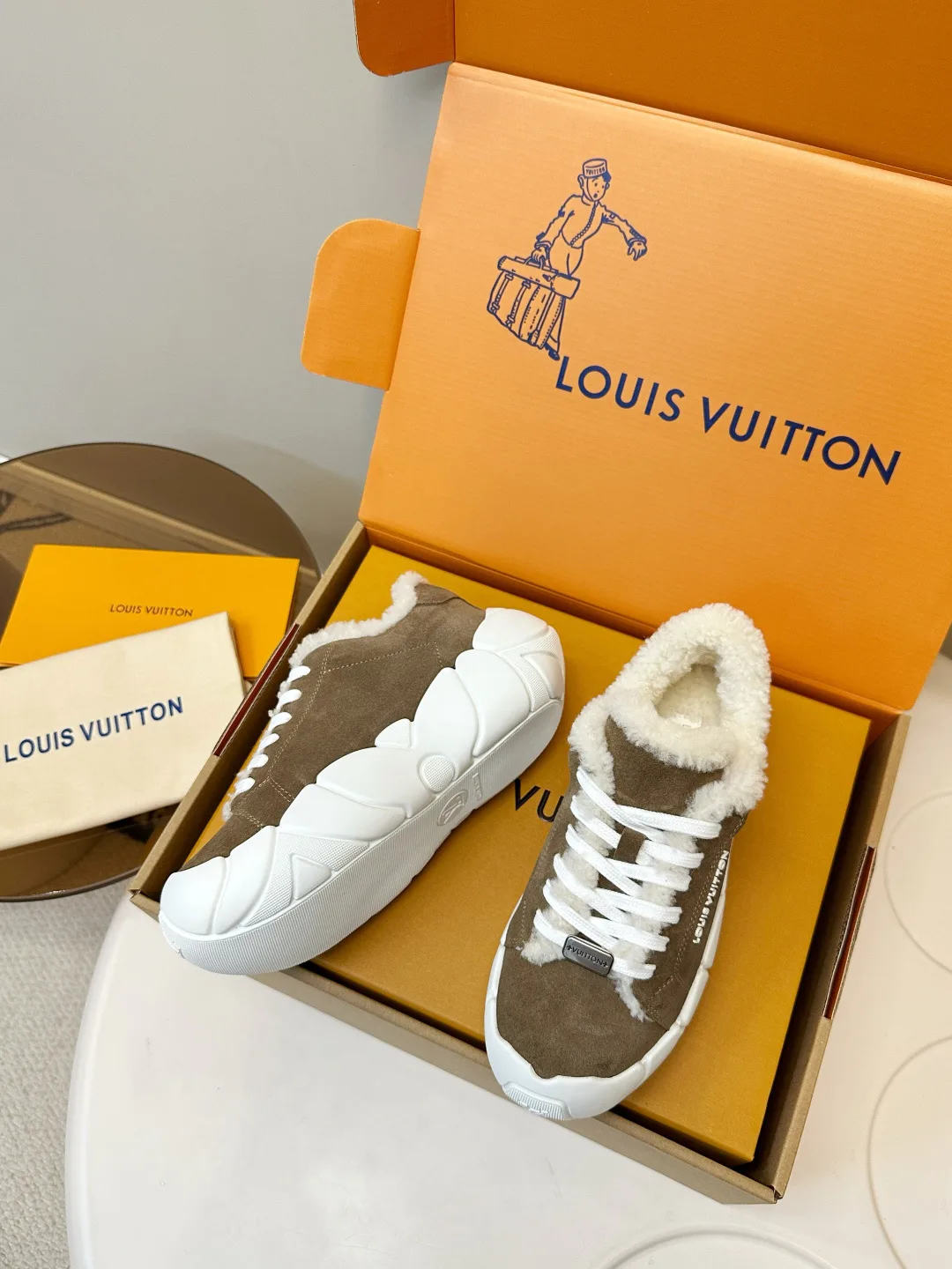 Кроссовки Женские Louis Vuitton 279793