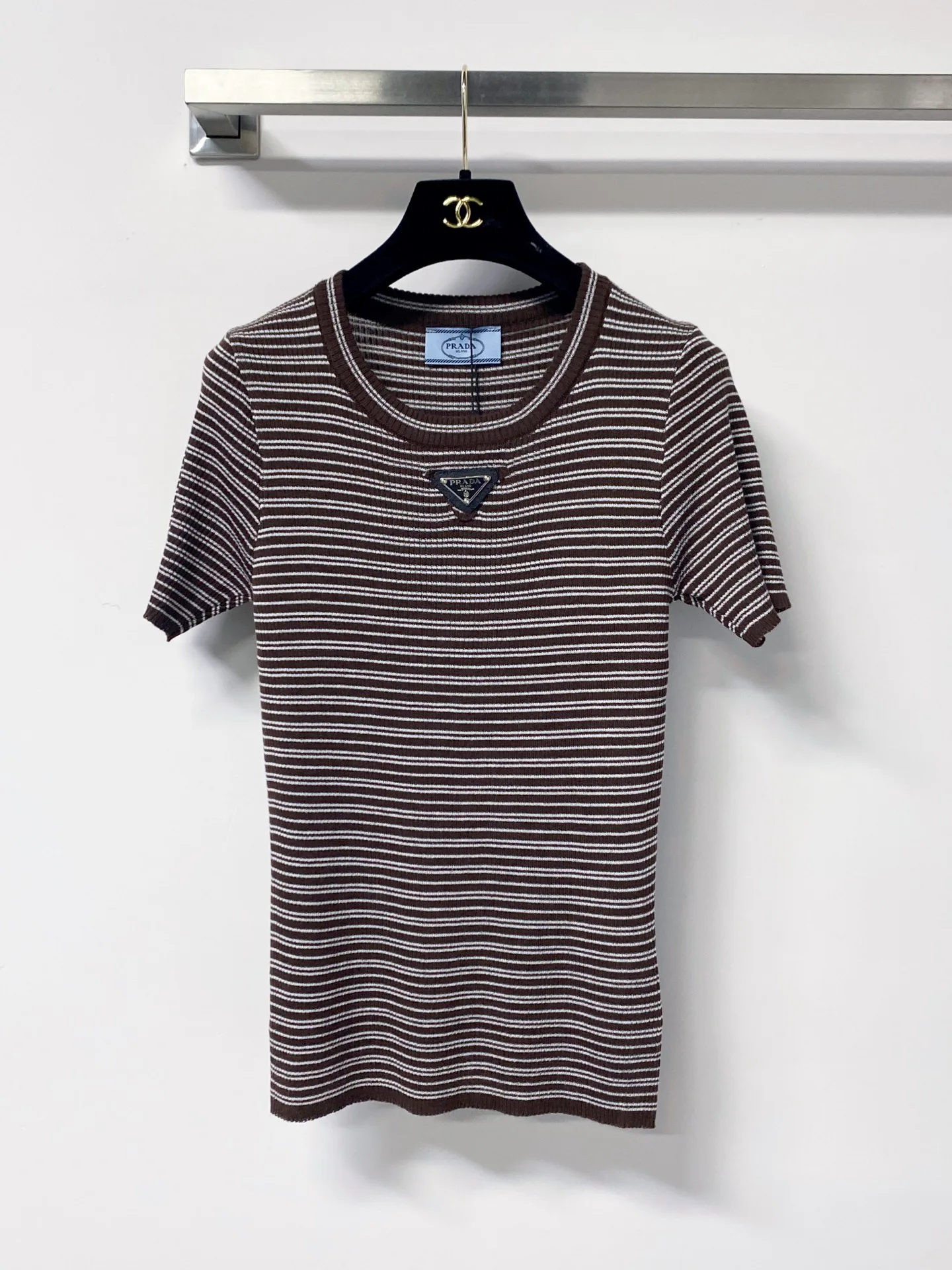Футболки Женские Prada 17423884