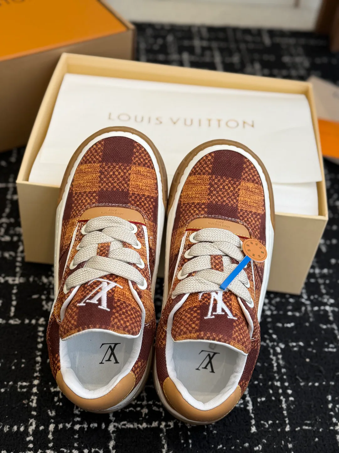 Кроссовки Женские Louis Vuitton 2671138