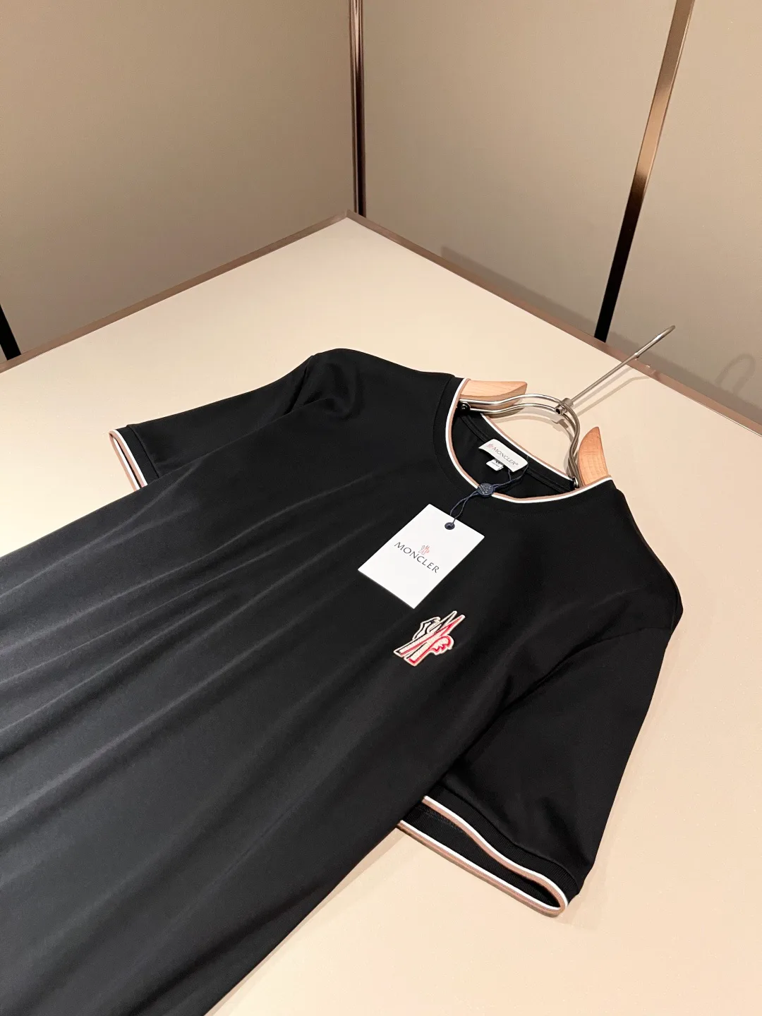 Футболки Мужские Moncler 17557503