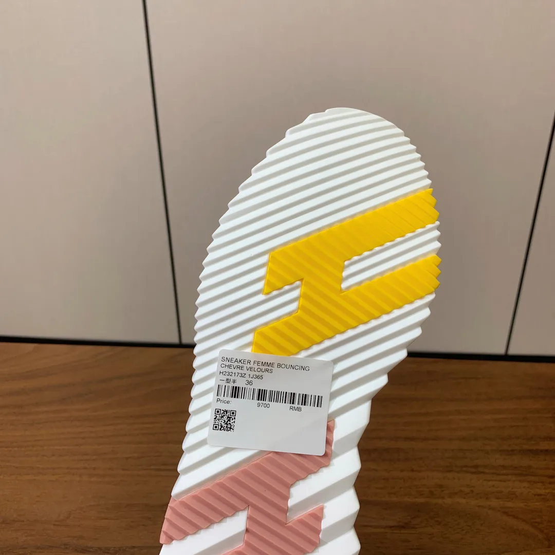 Кроссовки Женские Hermes 11567582