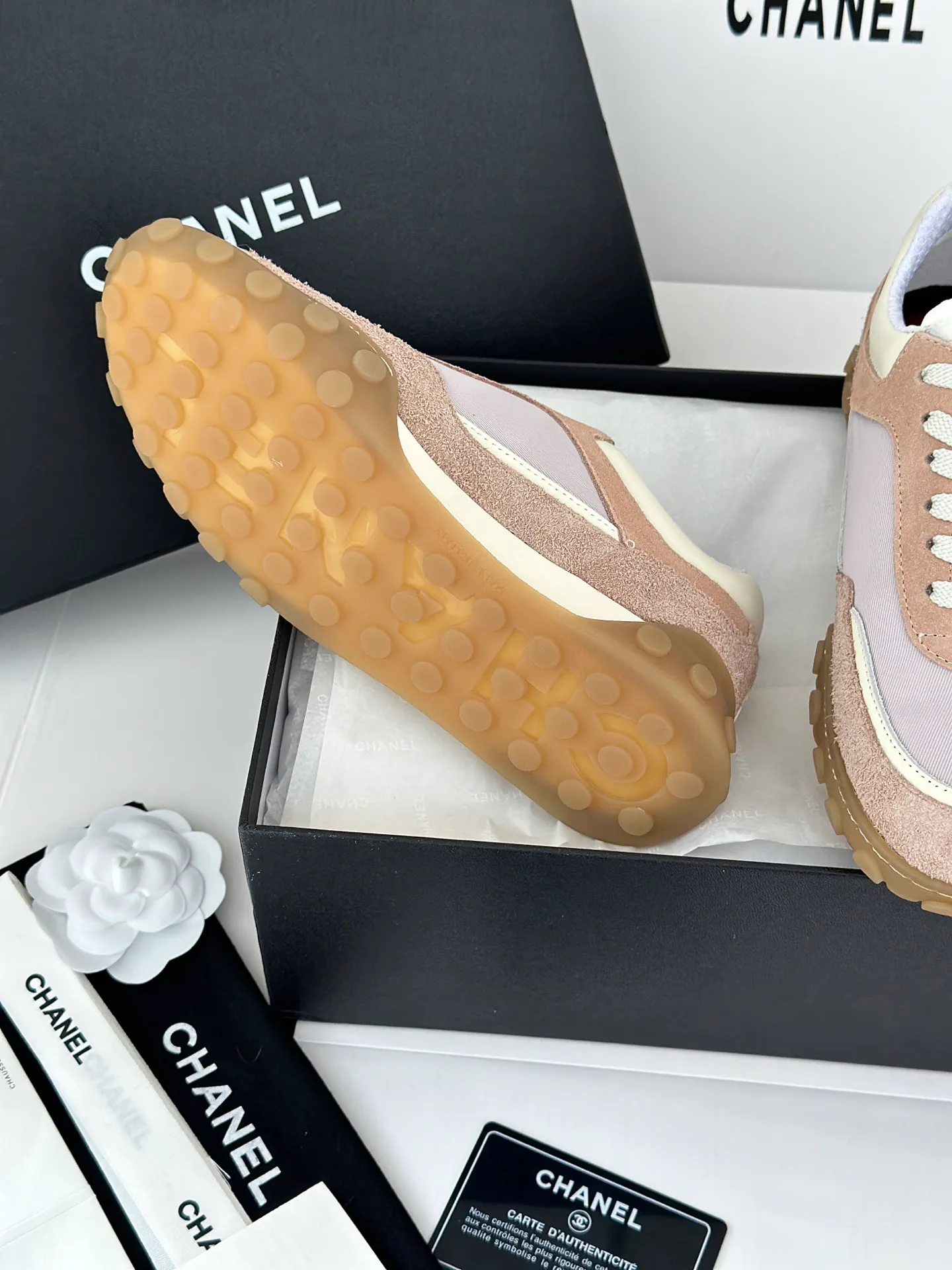 Кроссовки Женские Chanel 18764993