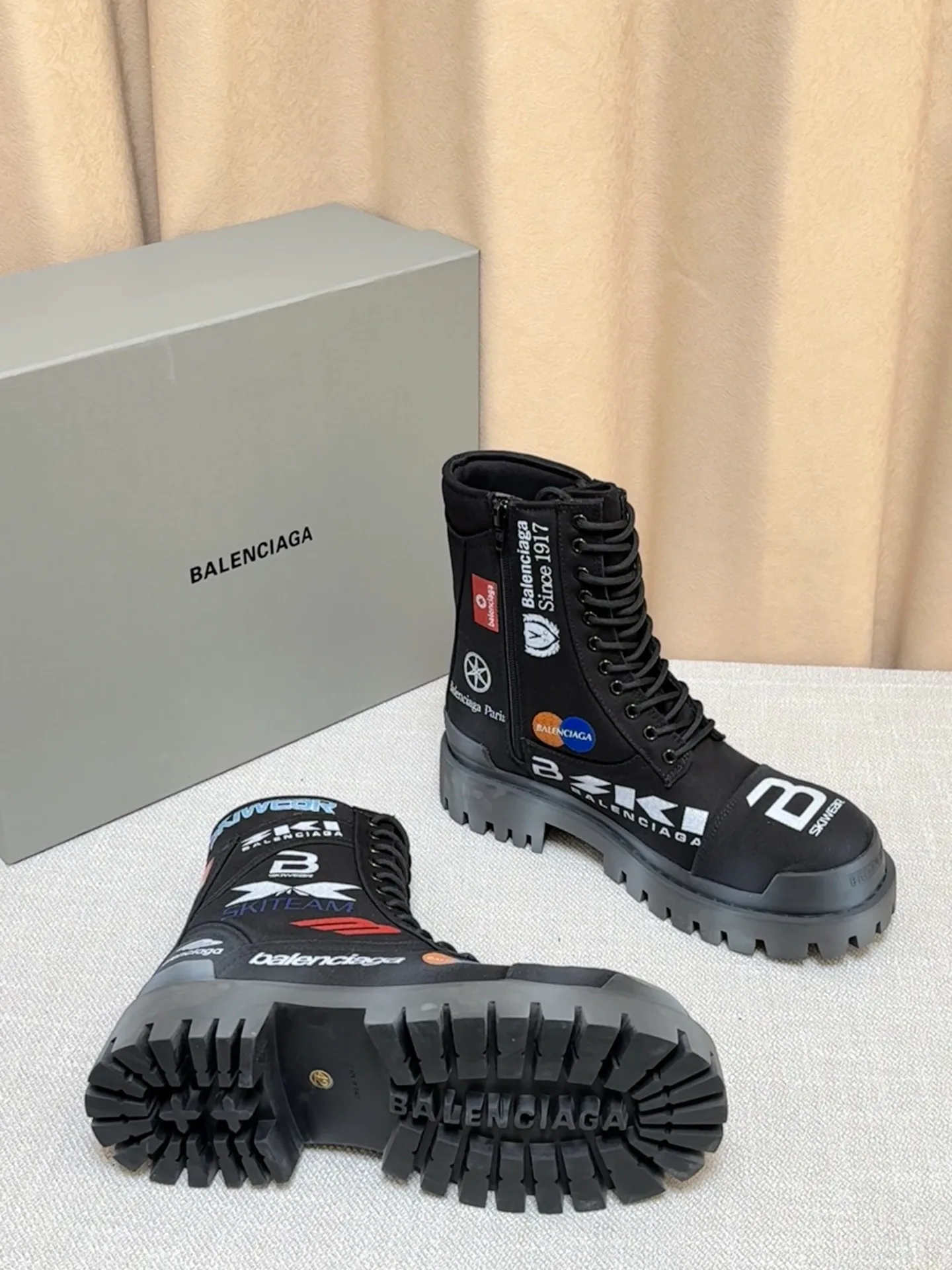 Ботинки Мужские Balenciaga 13942895