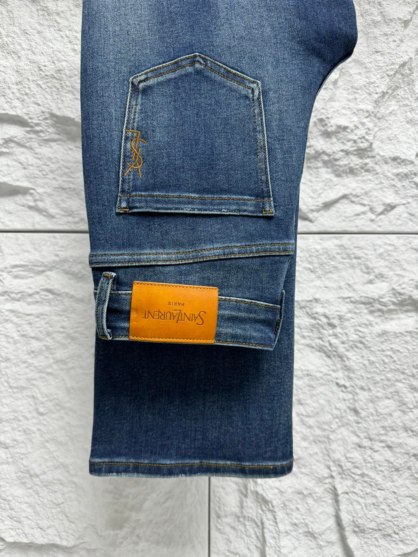 Джинсы Женские Saint Laurent 9786959