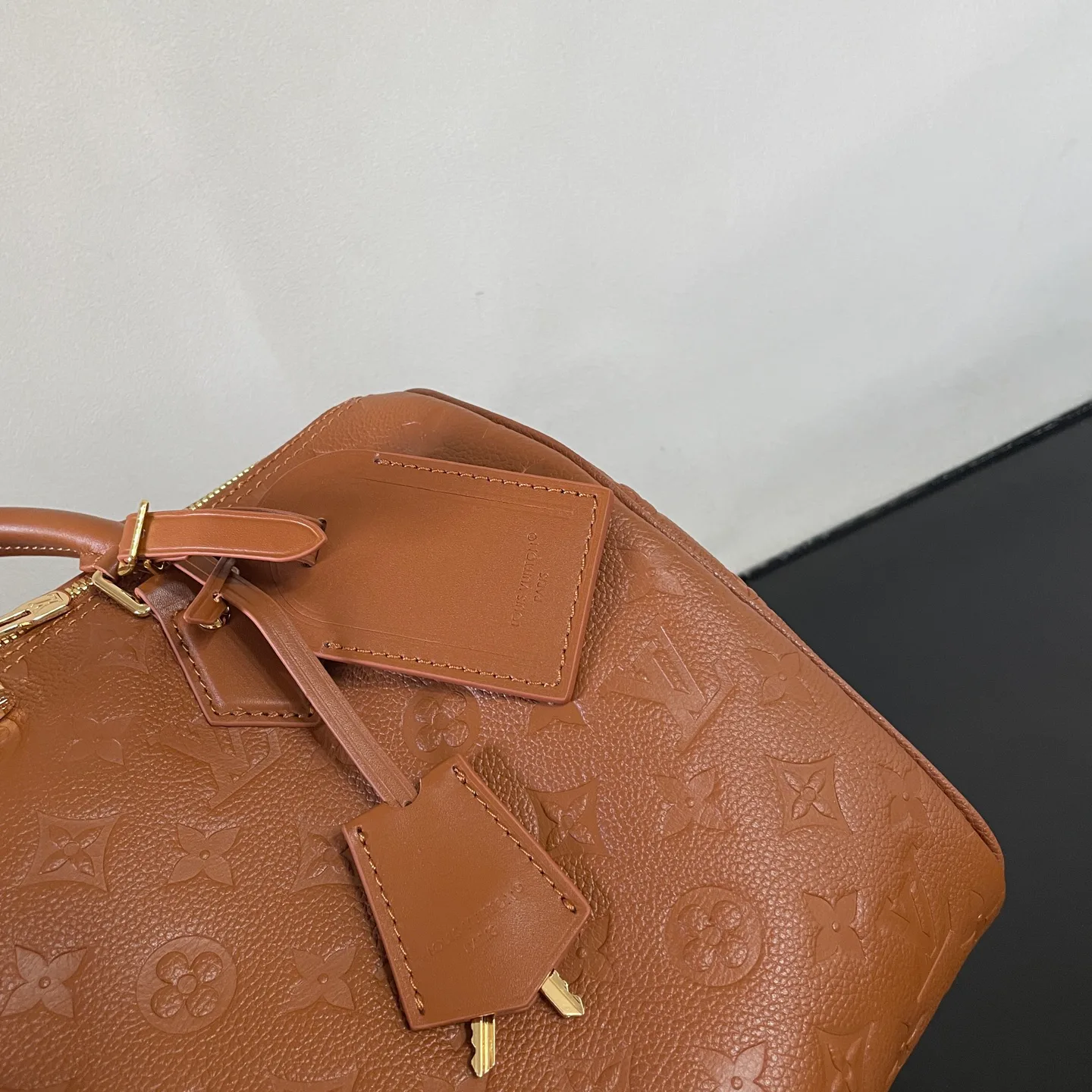 Классические Сумки Женские Louis Vuitton 852815