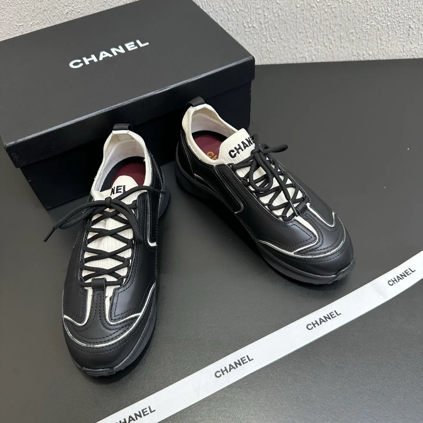 Кроссовки Женские Chanel 17934453