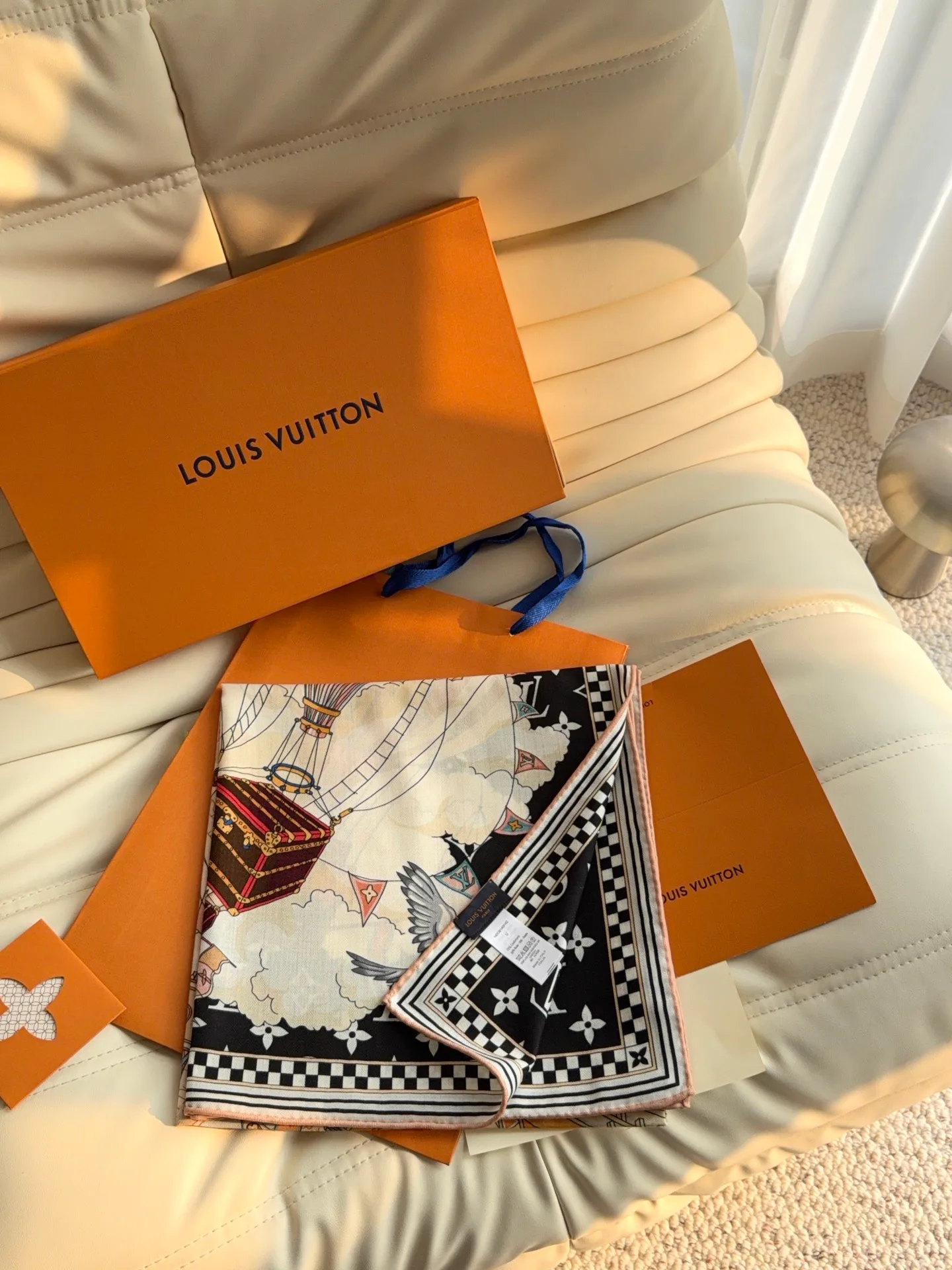 Платки Louis Vuitton 18675756