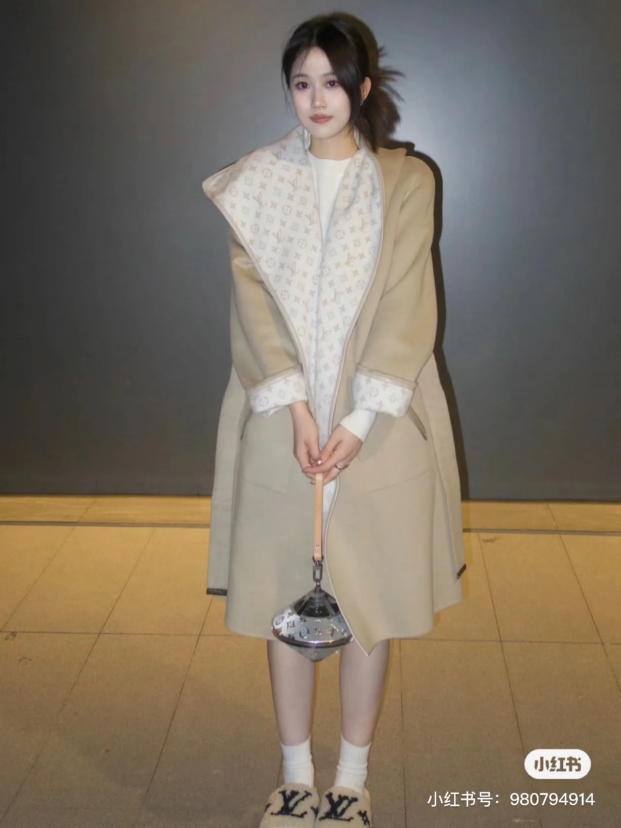 Пальто Женские Louis Vuitton 18601484