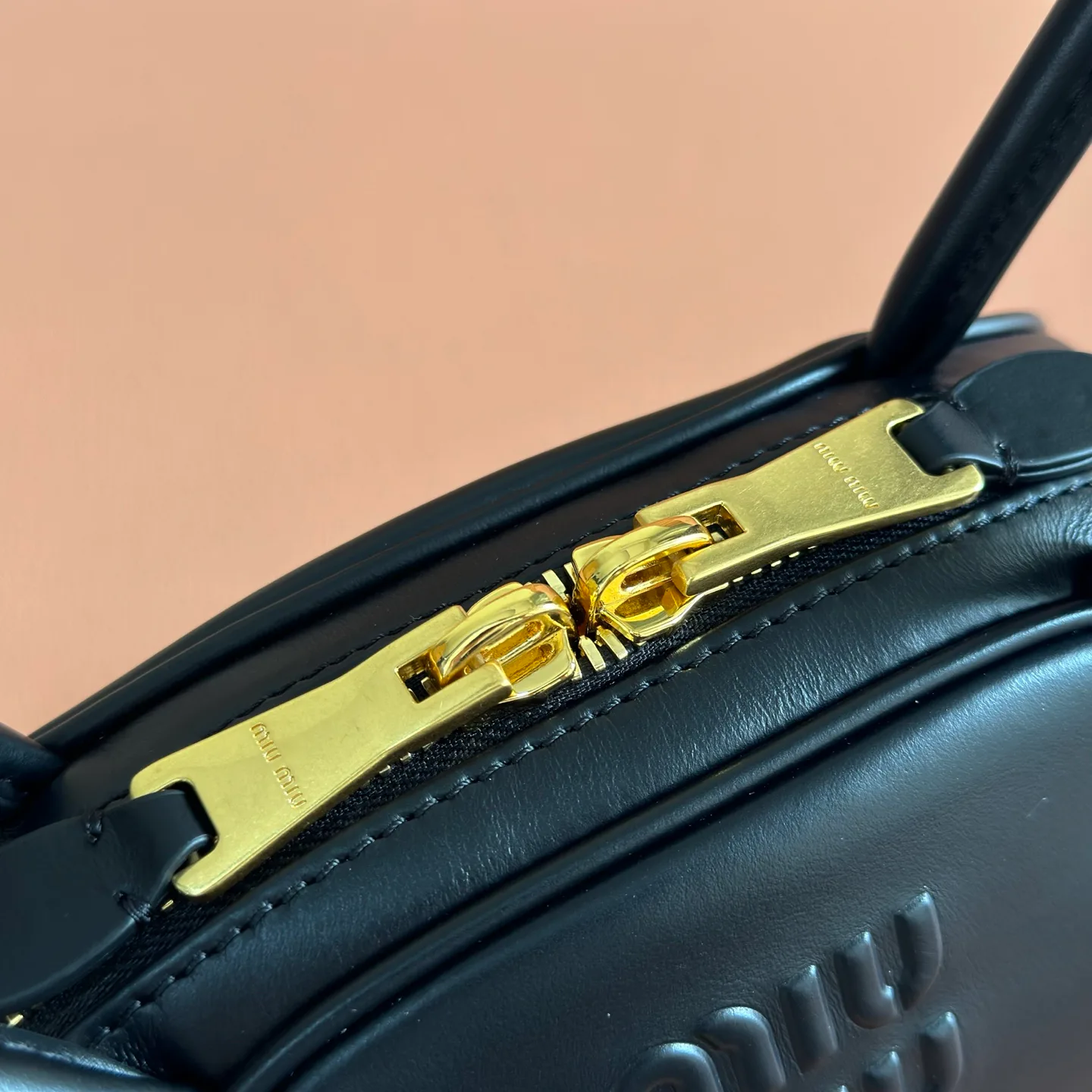 Классические Сумки Женские Miu Miu 12859989