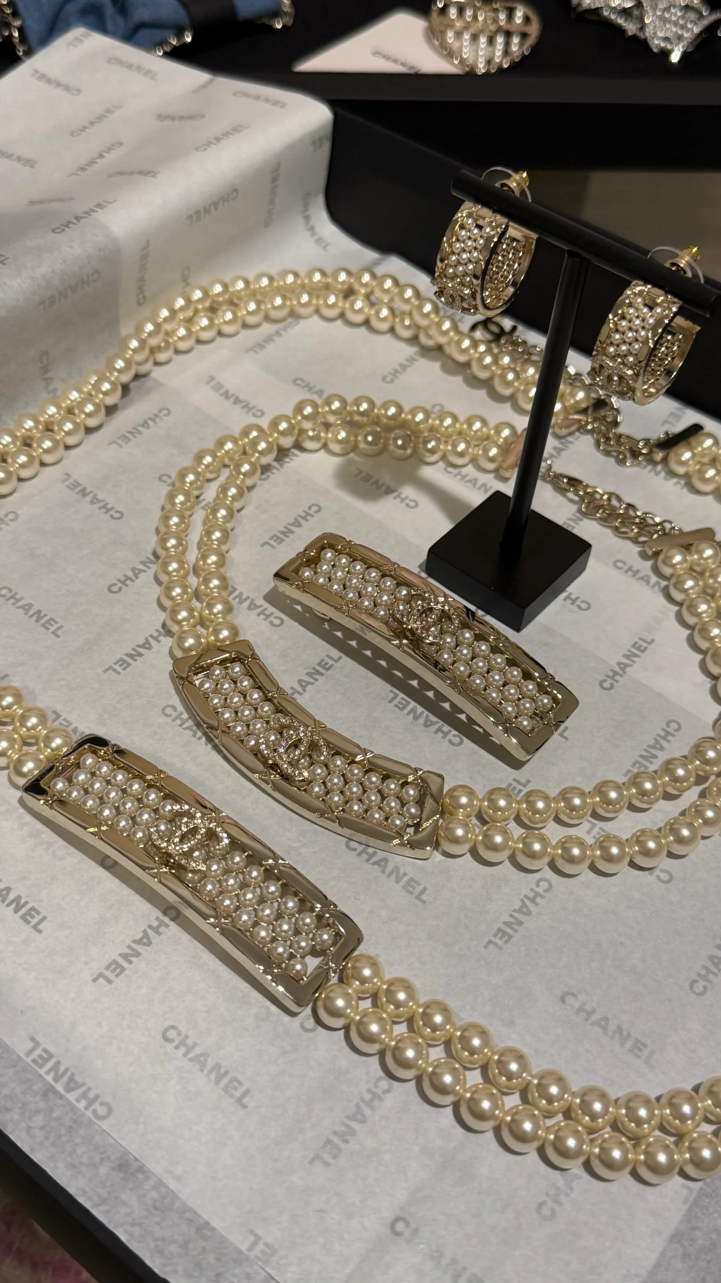 Бижутерия Chanel 70930