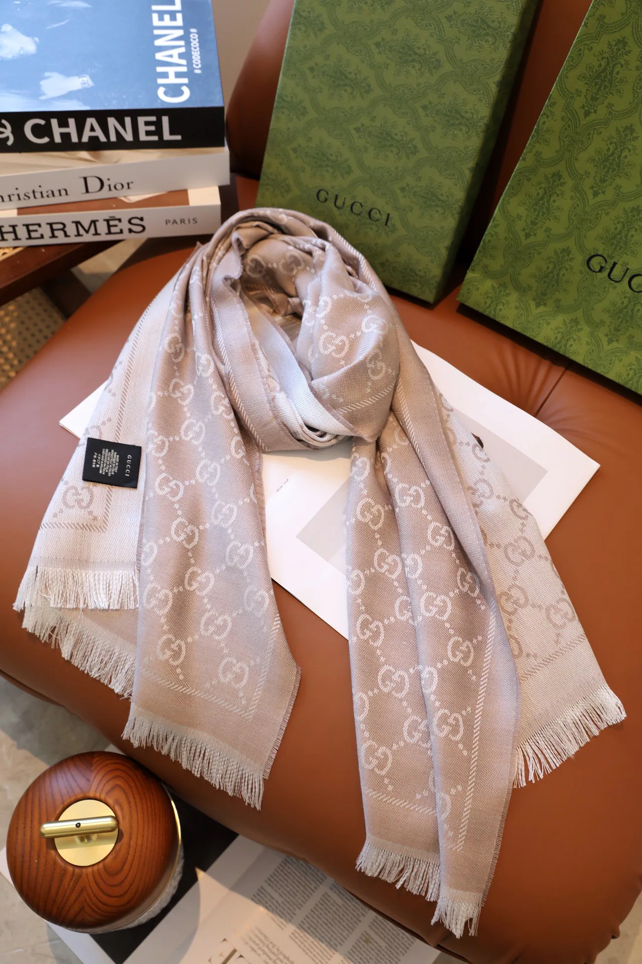 Шарфы Gucci 1644